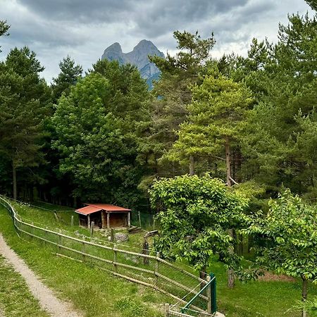 Cal Roig - Pedraforca Villa Saldes Exterior photo